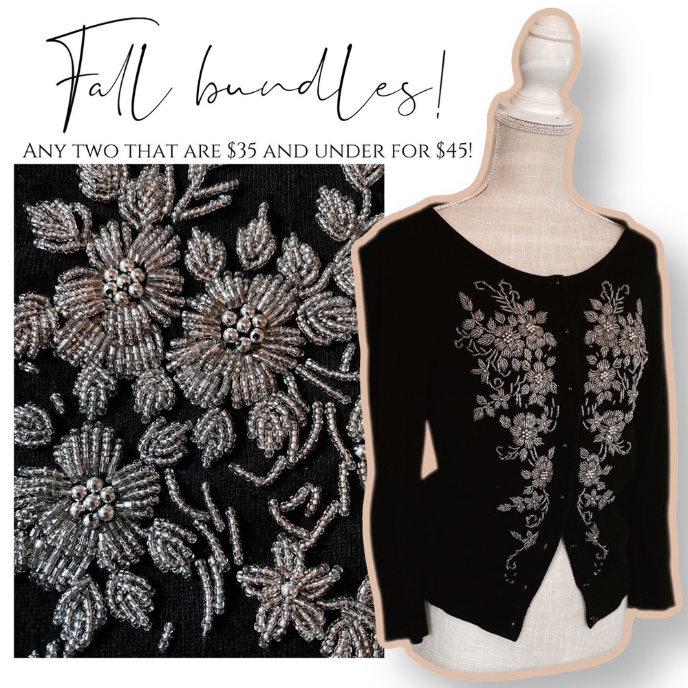 Vintage Heavily beaded Embroidered black cardigan, size S In great condition!